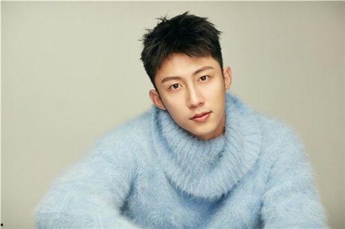 圈内爆料张婧仪黄景瑜,甜蜜互动引粉丝热议 第2张 圈内爆料张婧仪黄景瑜,甜蜜互动引粉丝热议 第2张